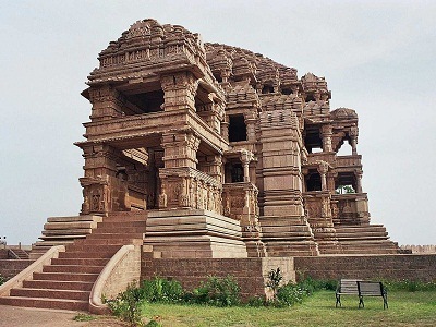 Sas_Bahu_Temple